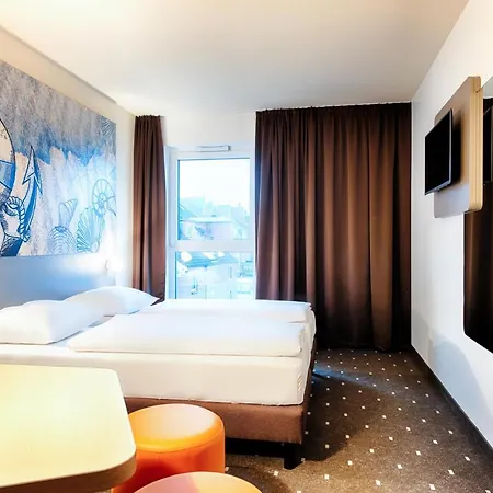 Hotel B&B Hotel Emden 3*