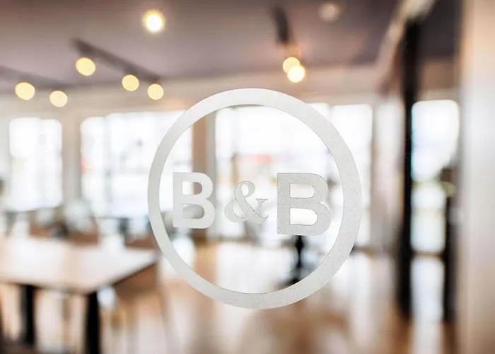 B&B Hotel Emden Отель