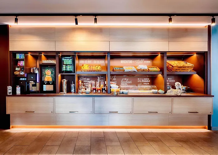 Отель B&B Hotel Emden