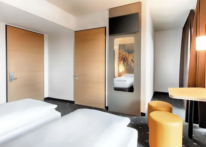 Отель B&B Hotel Emden 3*